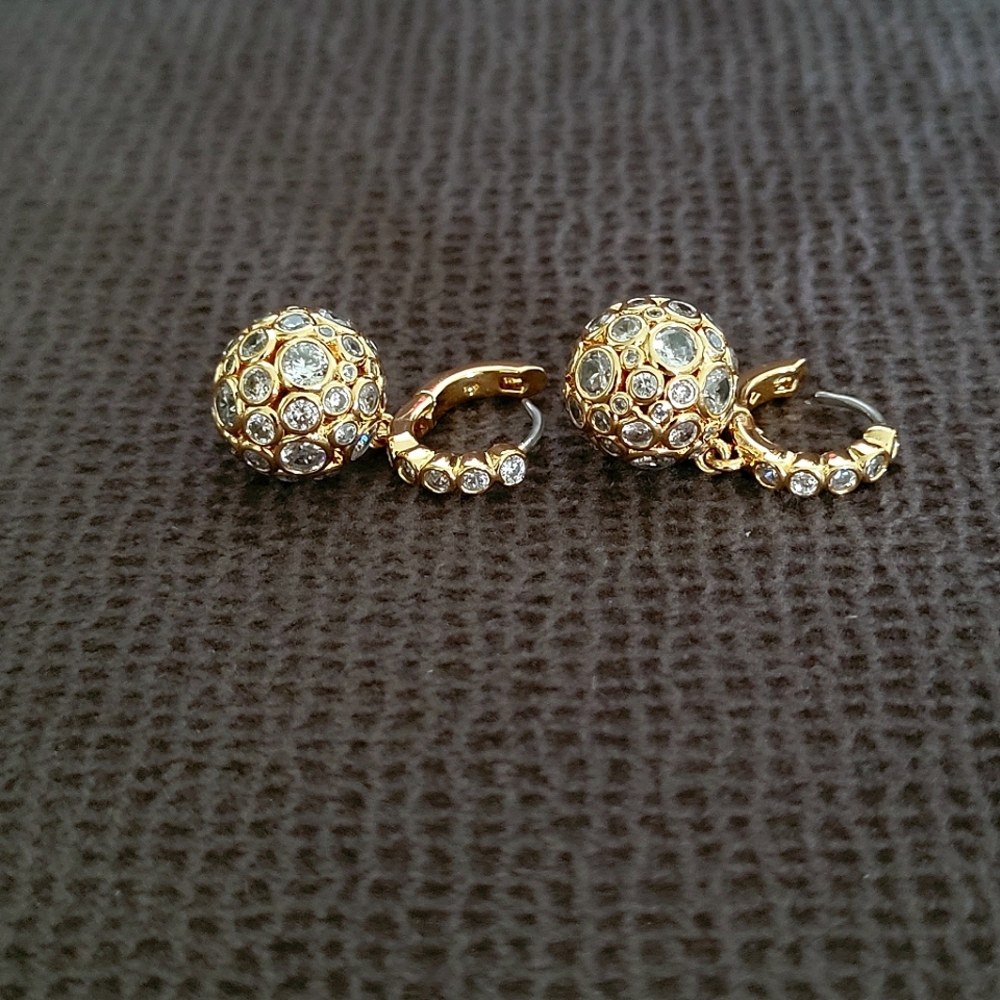 Kate Spade♠️ "On The Dot" Sphere🌎 Huggie🤗 Hoop Earrings - Picture 13 of 16
